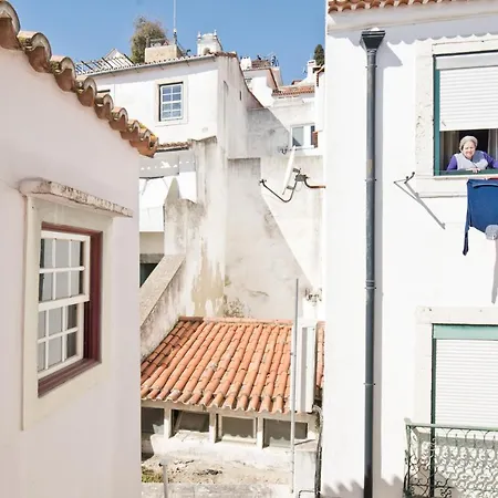 Bmyguest - Alfama 2 Apartman